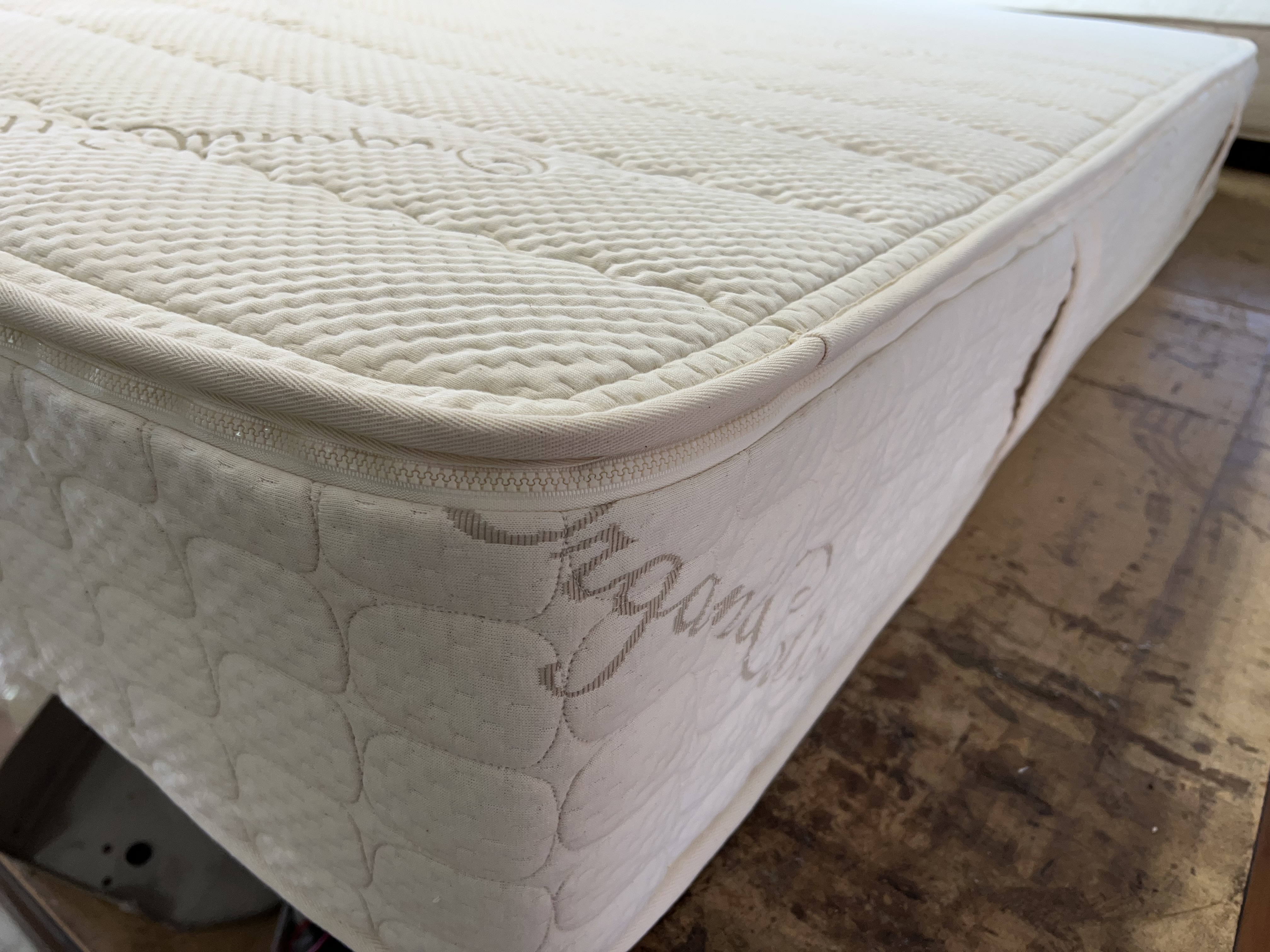 Electropedic Irvine 10 Inch Latex Mattress Store