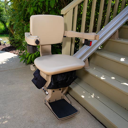 Electropedic Irvine Outdoor stair chair for exterior and outside lift